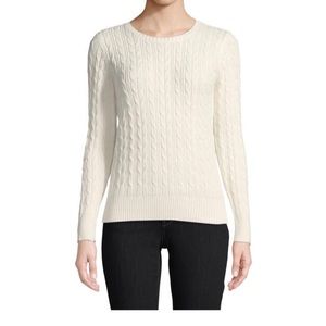 NWT!   St. John’s Bay crew neck sweater.  Size M